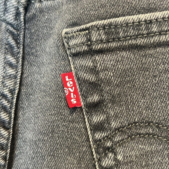 Levi's Black Wedgie Straight Jeans Classic Style size 27x28. NWT! - Picture 12 of 15